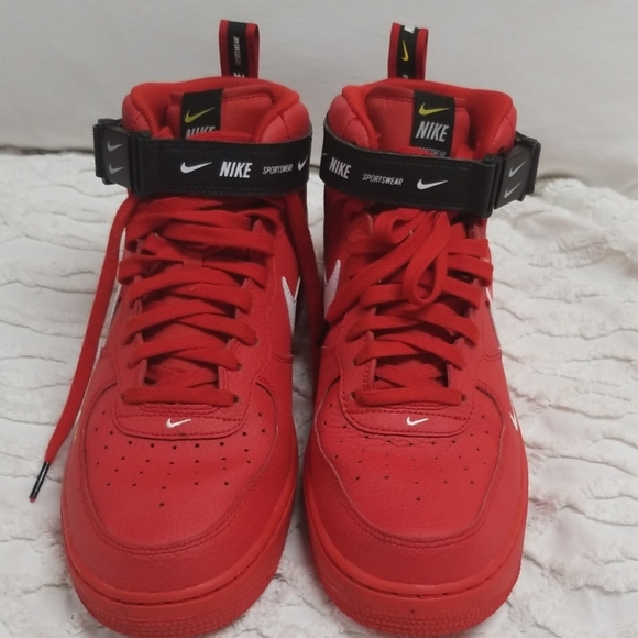 air force 1 lv8 overbranding red